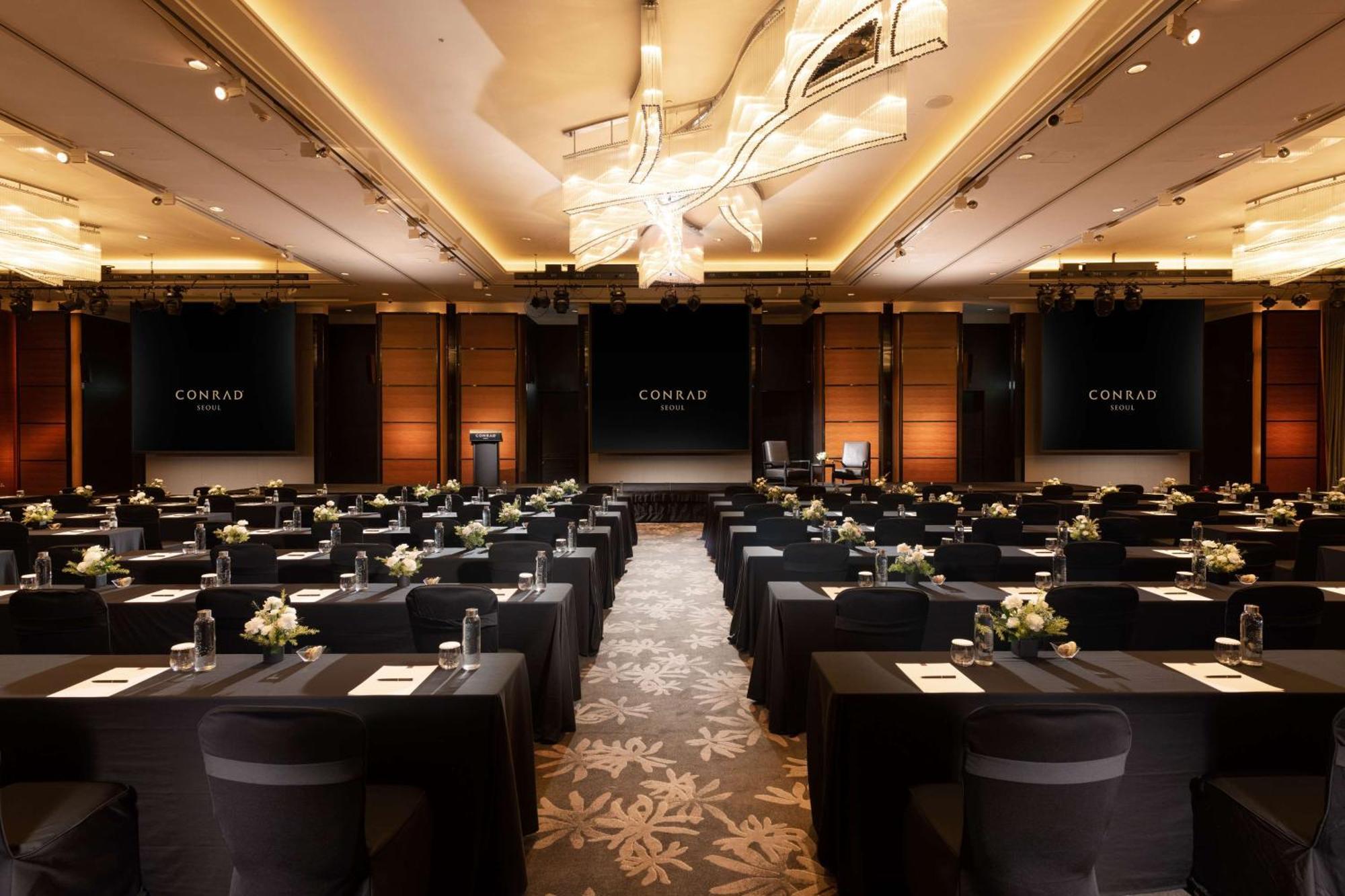 คอนราด 5*