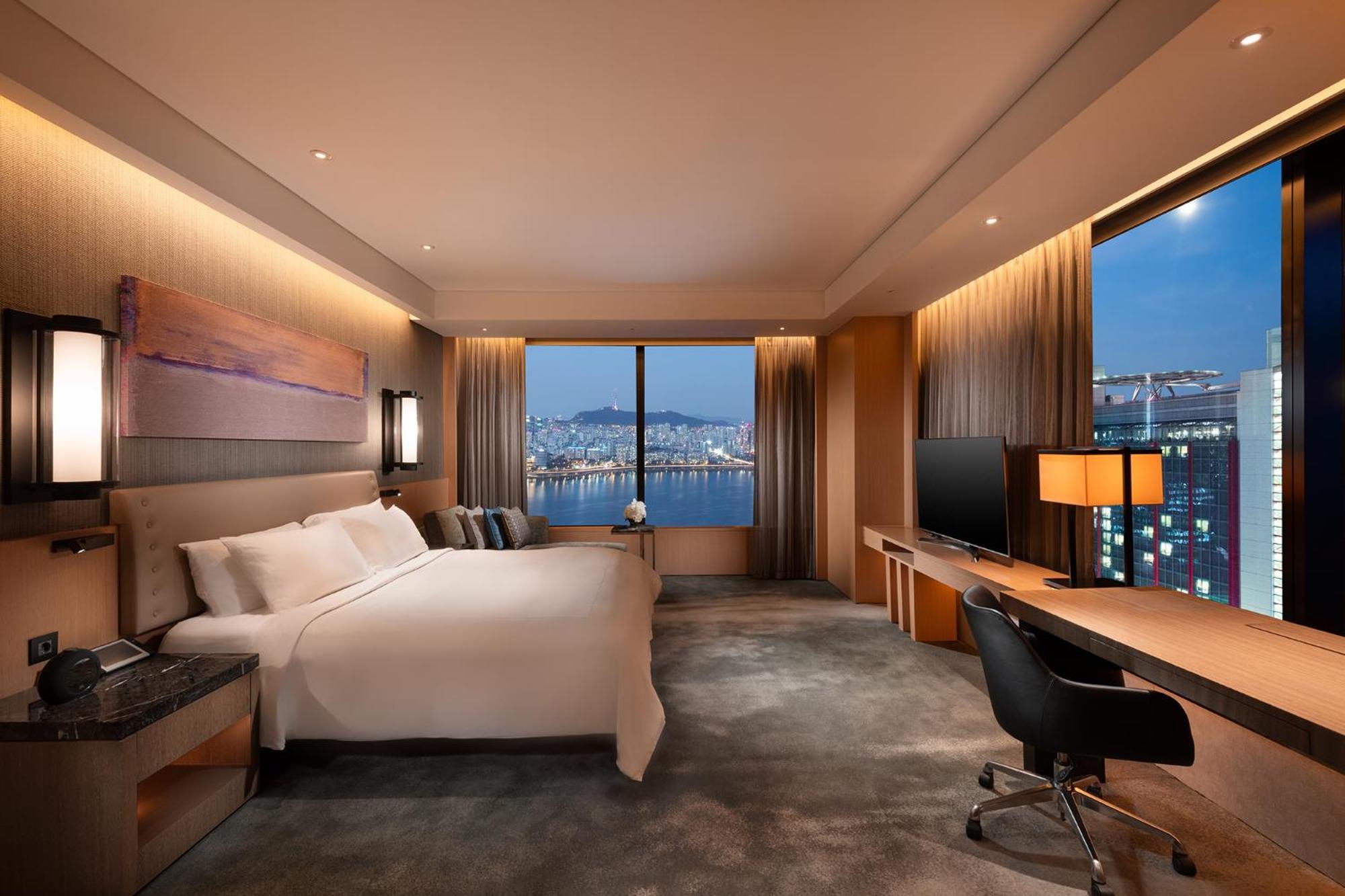 คอนราด โรงแรม โซล